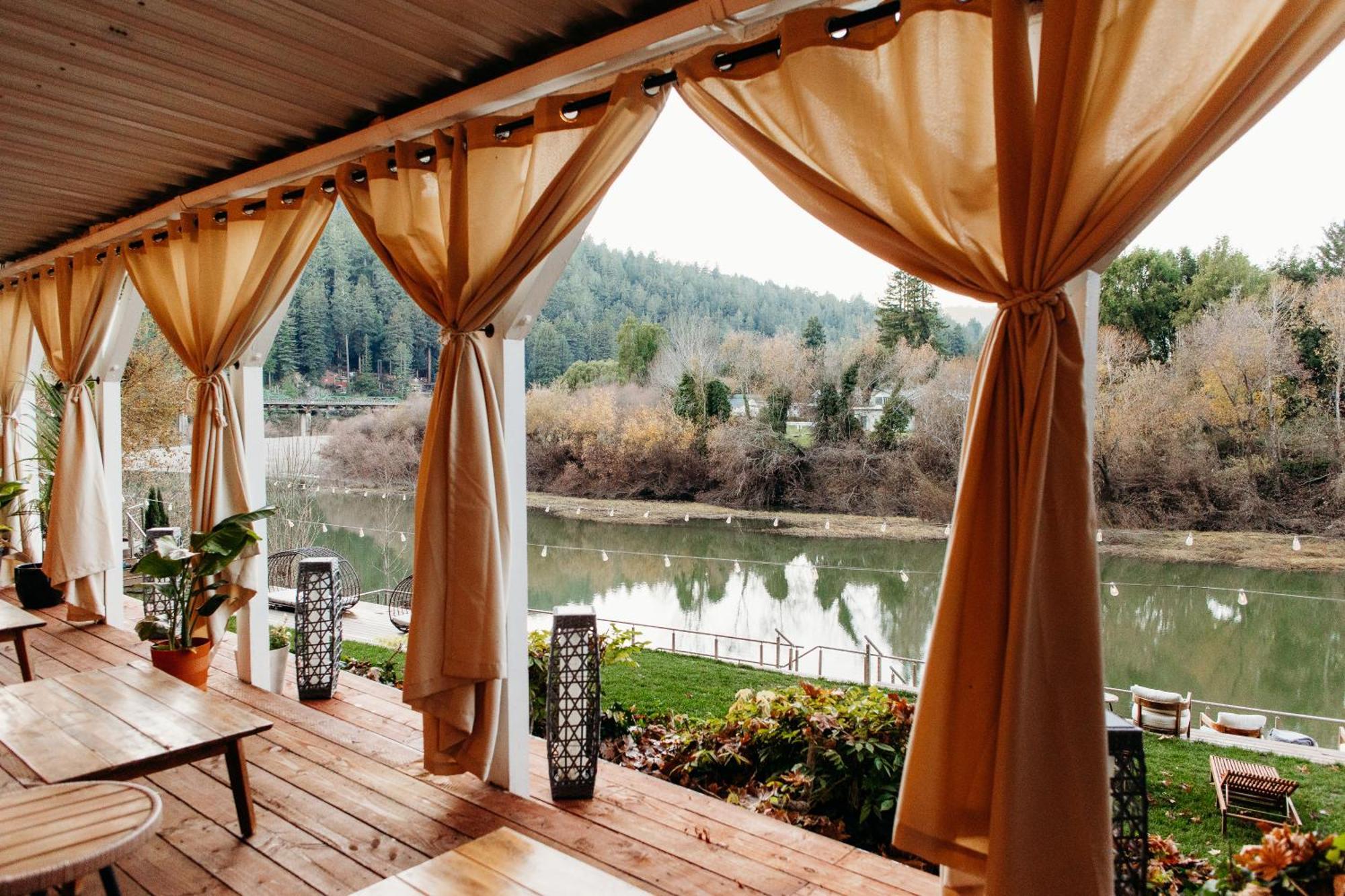 Boho Manor Hotel Monte Rio Buitenkant foto